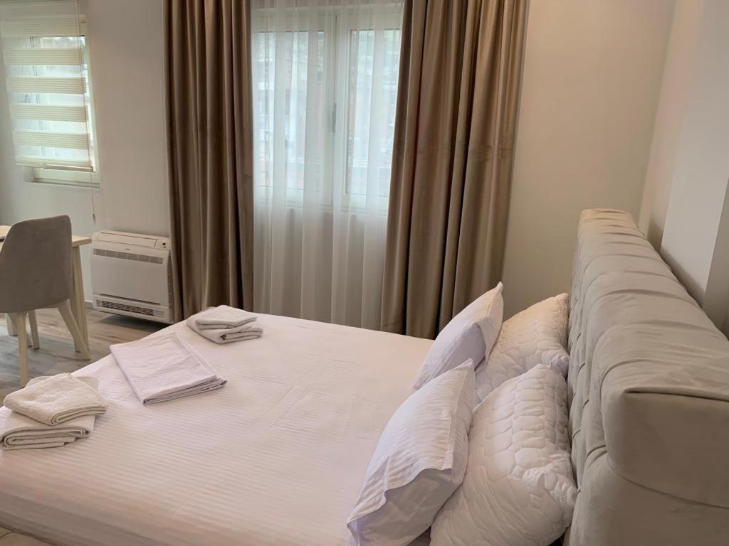 Delfin Apartments Saranda Kültér fotó