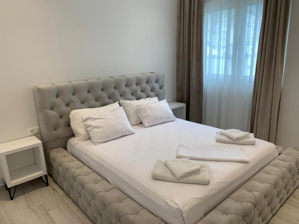 Delfin Apartments Saranda Kültér fotó