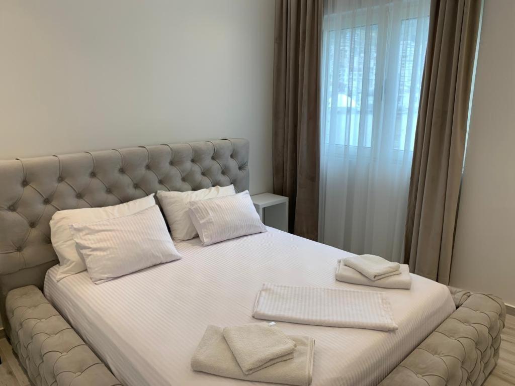 Delfin Apartments Saranda Kültér fotó