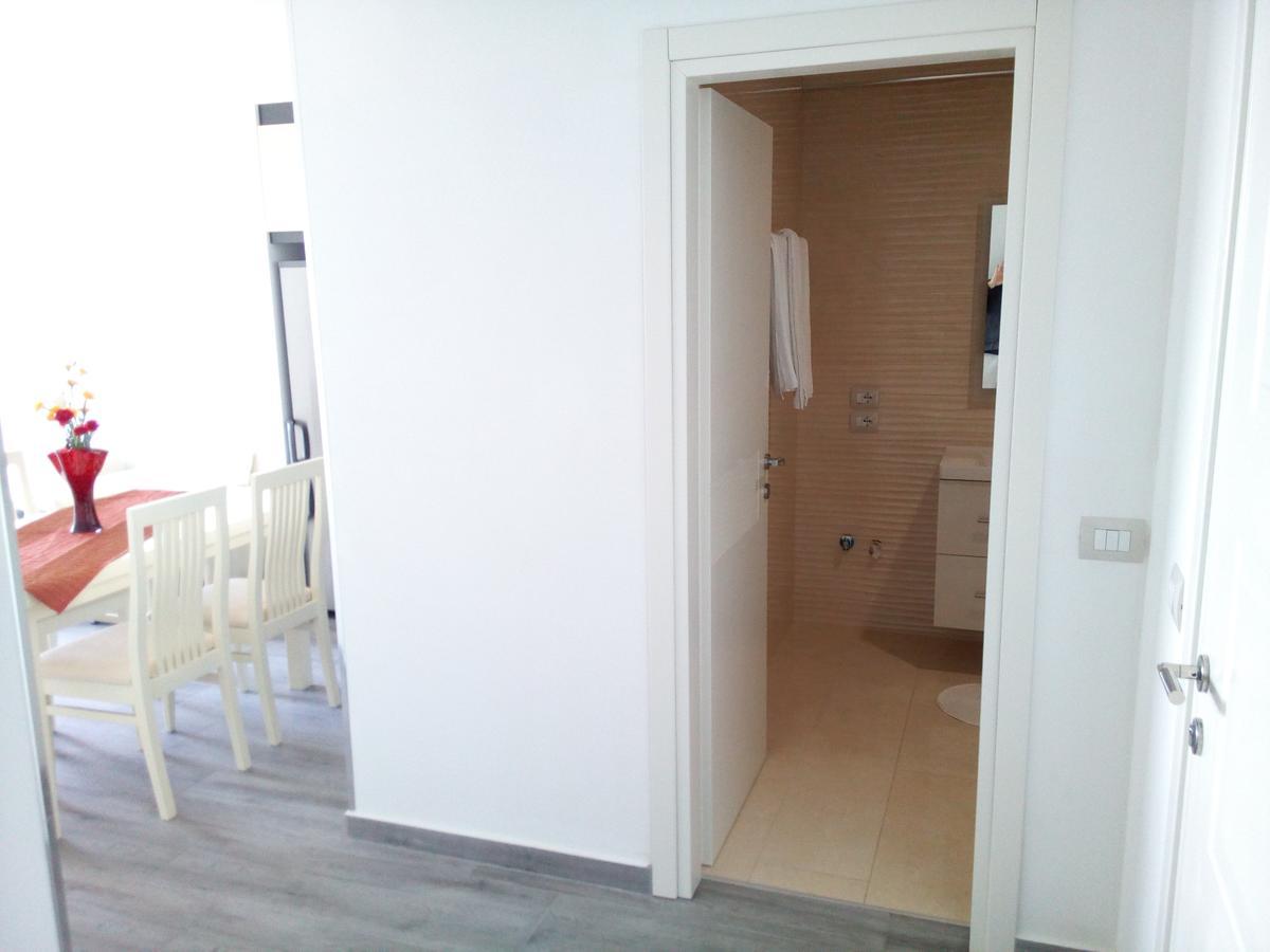 Delfin Apartments Saranda Kültér fotó